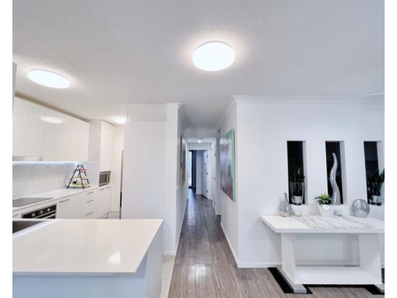 Unit 7/13-23 Bright Avenue, Labrador QLD 4215