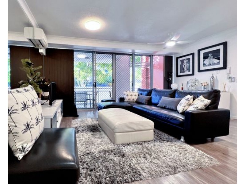 Unit 7/13-23 Bright Avenue, Labrador QLD 4215