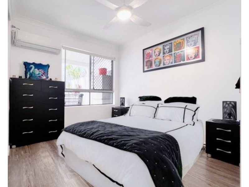 Unit 7/13-23 Bright Avenue, Labrador QLD 4215
