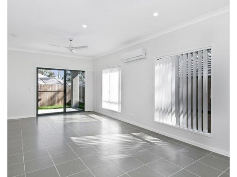 5 ROTHBURY TERRACE, Pimpama QLD 4209