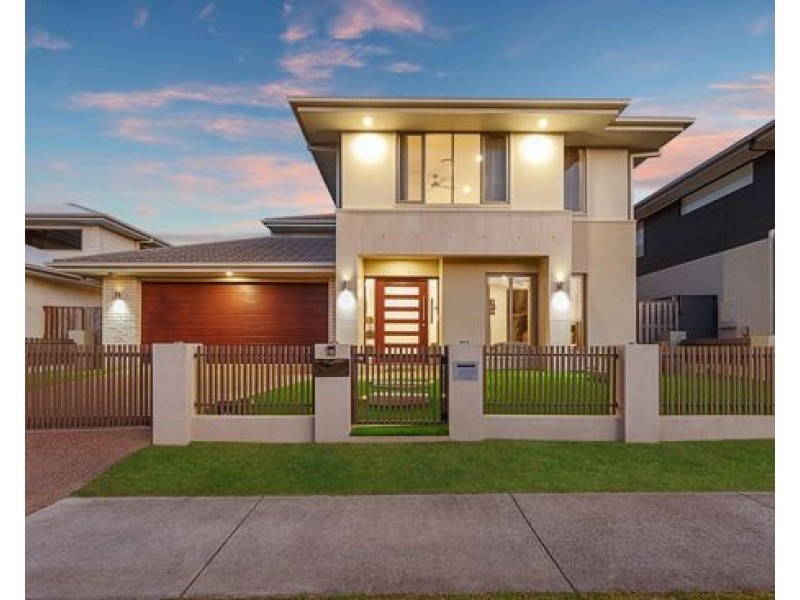 29 Laurel Drive, Helensvale QLD 4212