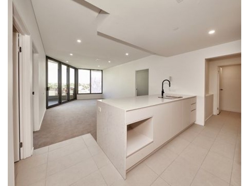 812/62 Logan Road, Woolloongabba QLD 4102