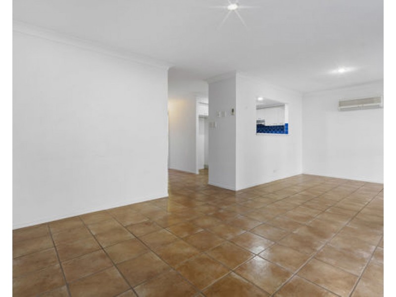 39/31 Archipelago Street, Pacific Pines QLD 4211