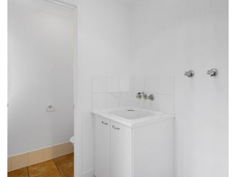 39/31 Archipelago Street, Pacific Pines QLD 4211