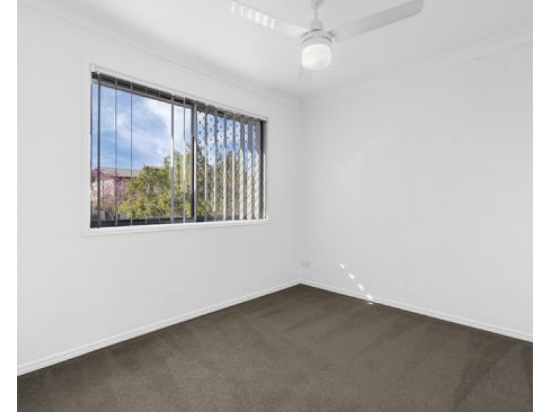 39/31 Archipelago Street, Pacific Pines QLD 4211