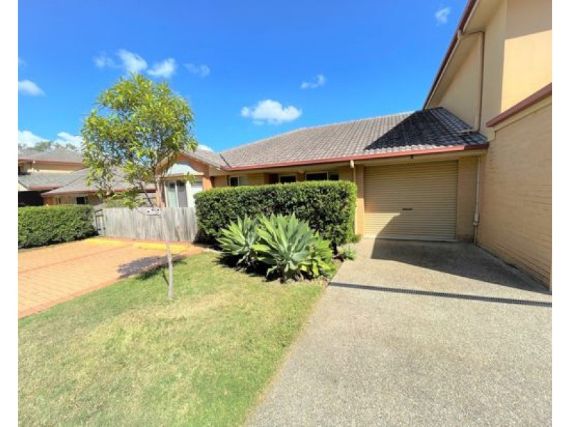 62 COORA ST, Wishart QLD 4122
