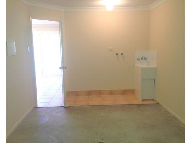 62 COORA ST, Wishart QLD 4122