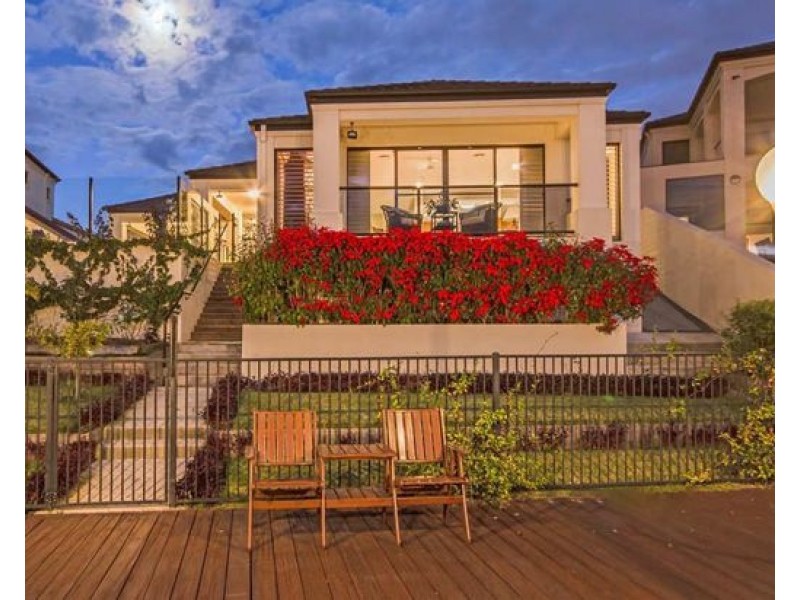 11 clear water bay avenue, Clear Island Waters QLD 4226