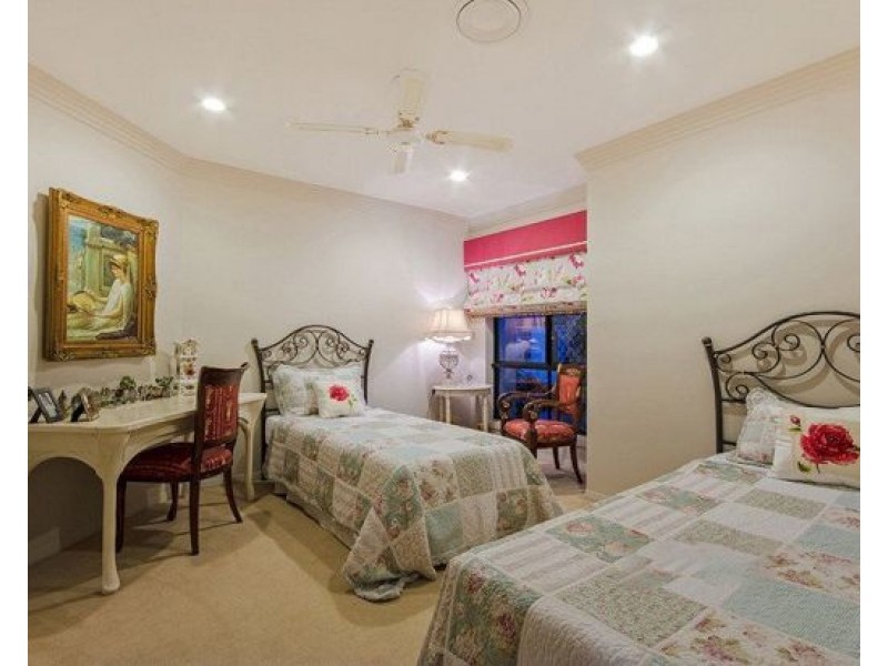 11 clear water bay avenue, Clear Island Waters QLD 4226
