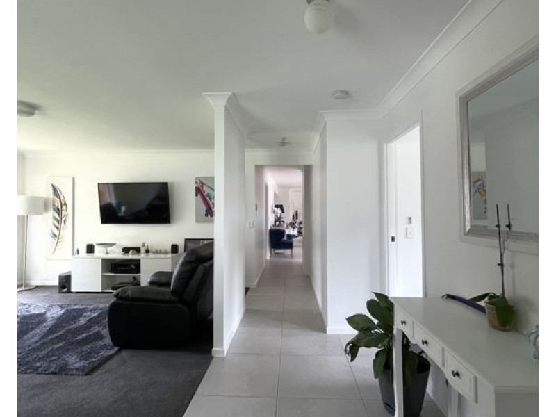 39 Montgomery Dr, Wellington Point QLD 4160