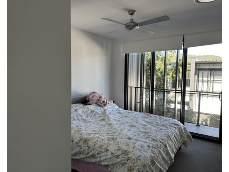 36 66 Illowra St, The Gap QLD 4061