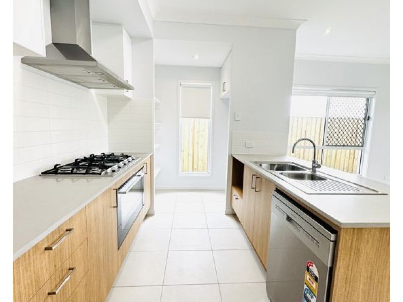 21 Ambrose Street, Chambers Flat QLD 4133