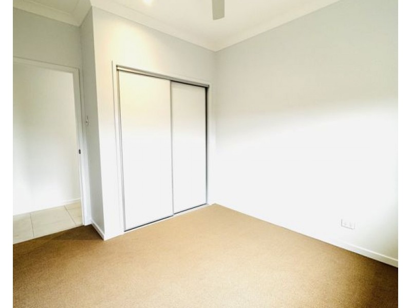 21 Ambrose Street, Chambers Flat QLD 4133