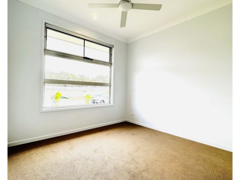 21 Ambrose Street, Chambers Flat QLD 4133