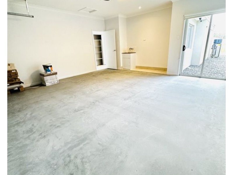 21 Ambrose Street, Chambers Flat QLD 4133