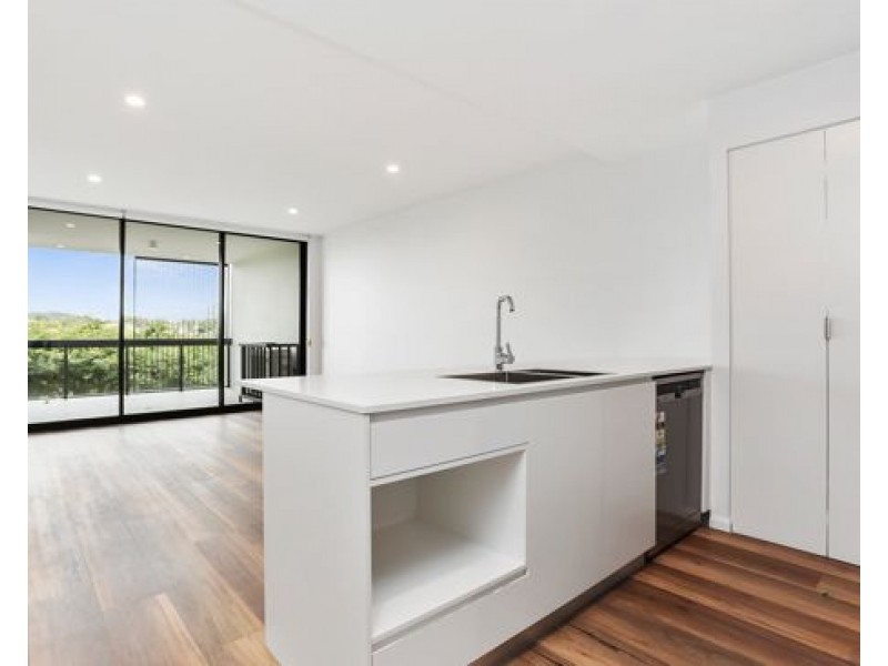 204/10 Curwen Terrace, Chermside QLD 4032