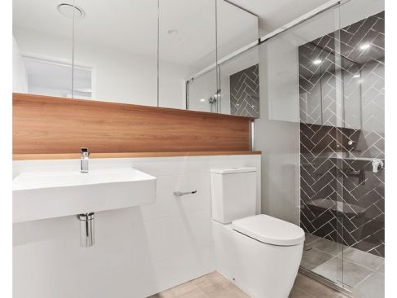 204/10 Curwen Terrace, Chermside QLD 4032