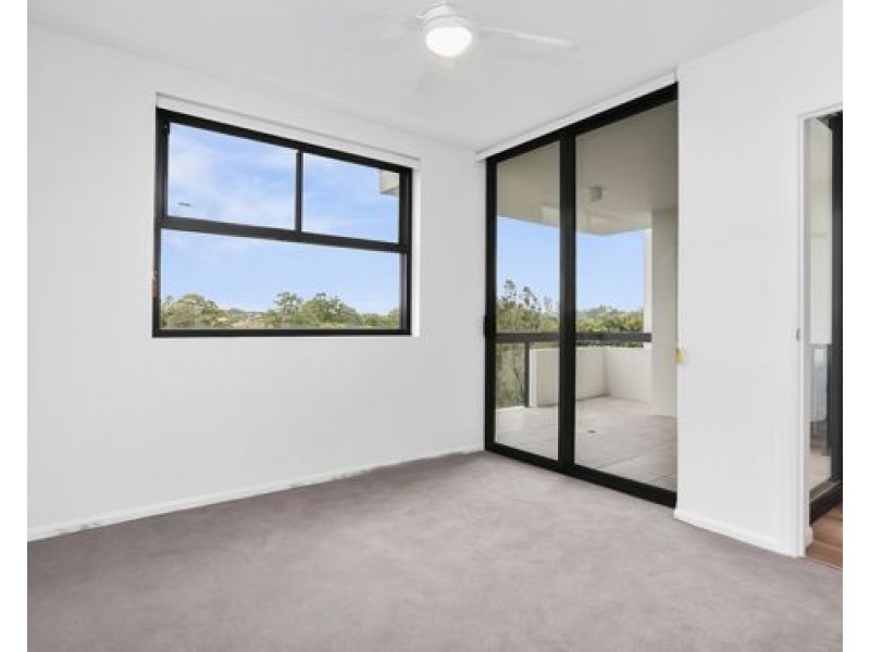 204/10 Curwen Terrace, Chermside QLD 4032