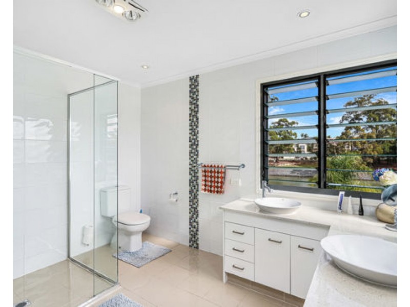 2/12 Port Peyra Crescent, Varsity Lakes QLD 4227