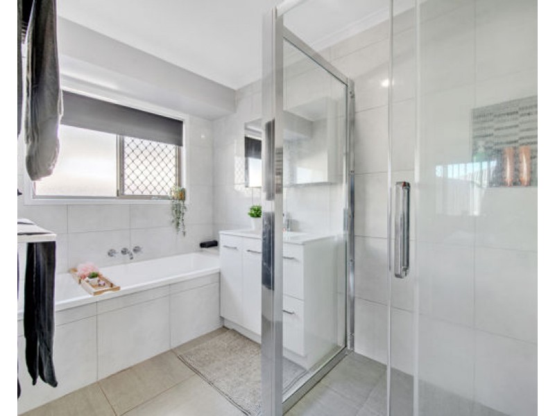 20 Apex Street, Marsden QLD 4132