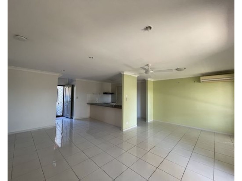 Unit 12, 74 Plaza St, Wynnum West QLD 4178