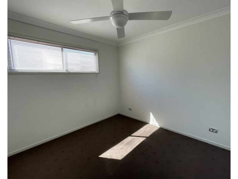 Unit 12, 74 Plaza St, Wynnum West QLD 4178