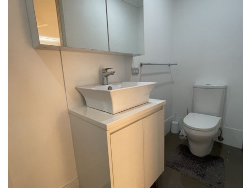 Unit 12, 74 Plaza St, Wynnum West QLD 4178