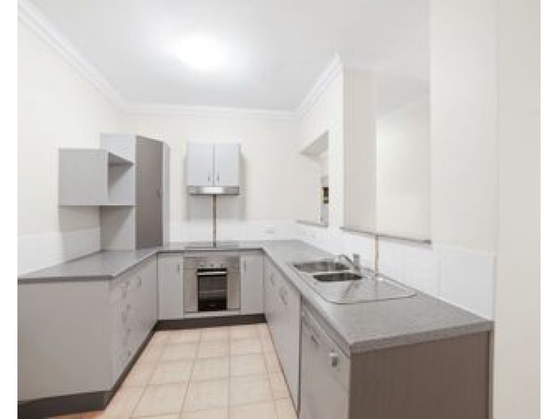 4 22-26 Clifton Road, Clifton Beach QLD 4879