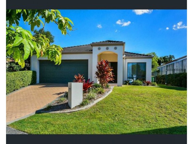 6 Nardoo Street, Robina QLD 4226