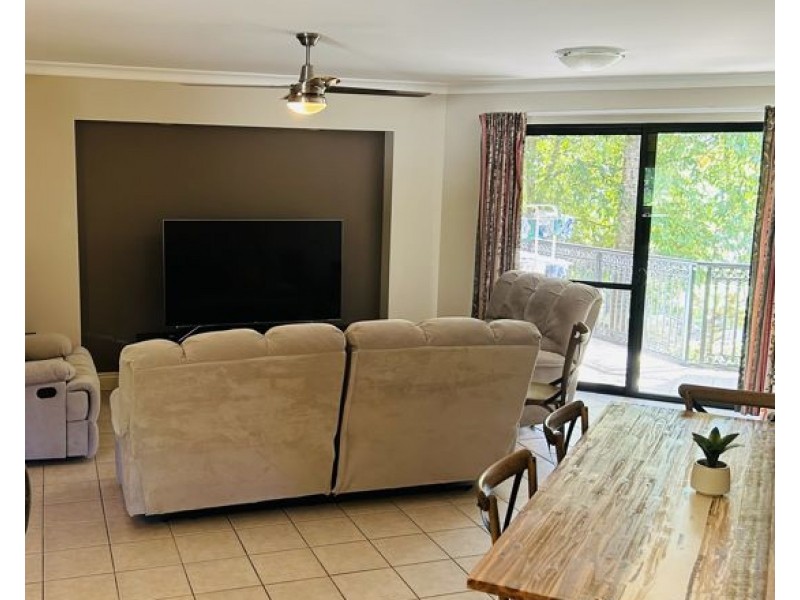 147/67-79 Kambara St, White Rock QLD 4868