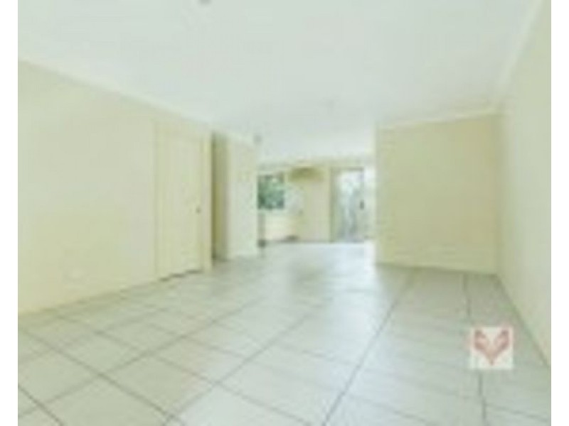 11/18 Mornington Ct, Calamvale QLD 4116