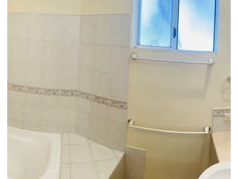 56/72-84 Kowinka St, White Rock QLD 4868