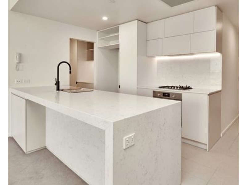 812/62 LOGAN ROAD, Woolloongabba QLD 4102