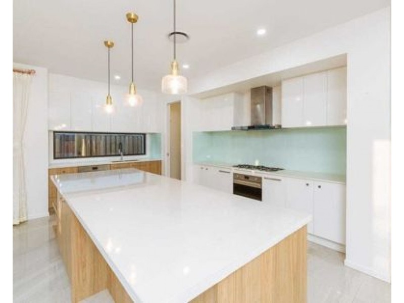 1 Walnut Street, Rochedale QLD 4123