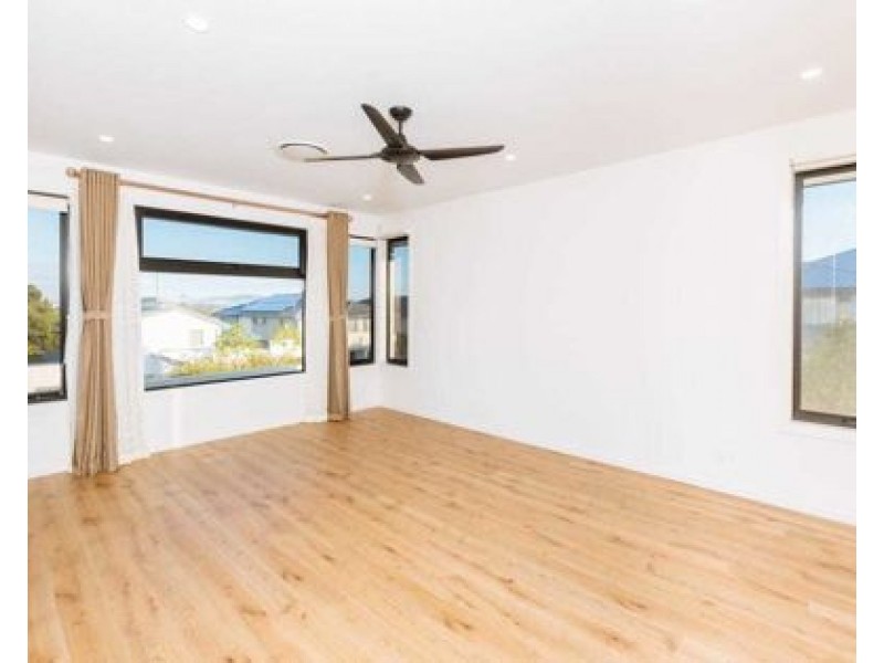 1 Walnut Street, Rochedale QLD 4123