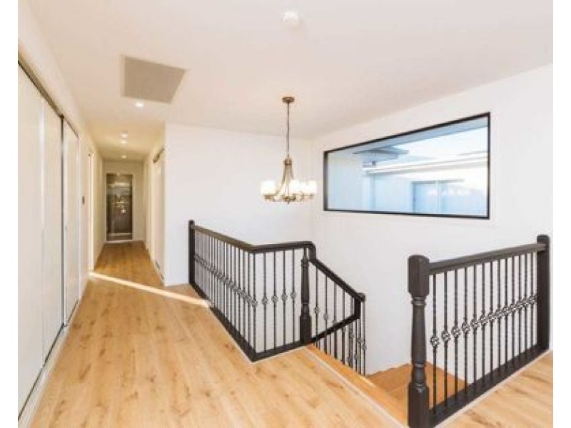 1 Walnut Street, Rochedale QLD 4123