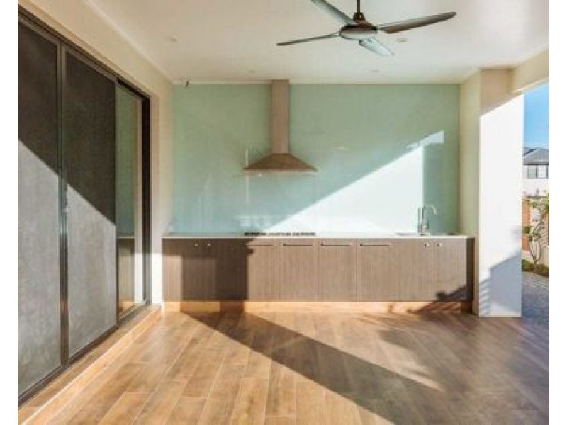 1 Walnut Street, Rochedale QLD 4123