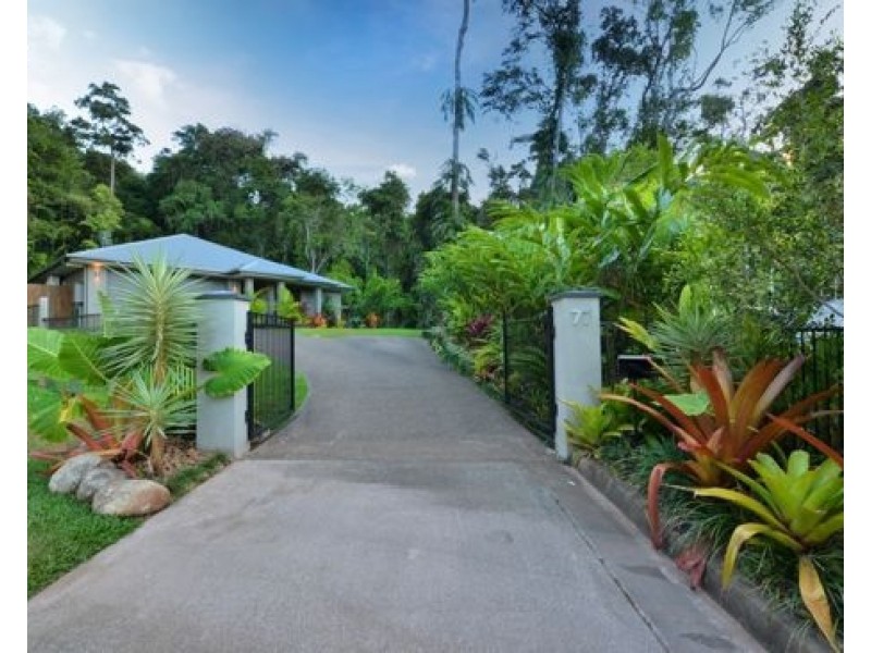 77 Leonard Street, Kewarra Beach QLD 4879