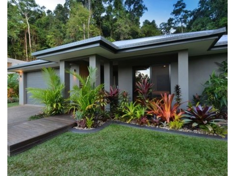 77 Leonard Street, Kewarra Beach QLD 4879