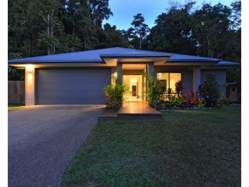 77 Leonard Street, Kewarra Beach QLD 4879