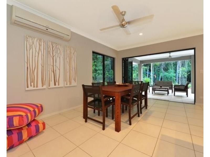 77 Leonard Street, Kewarra Beach QLD 4879
