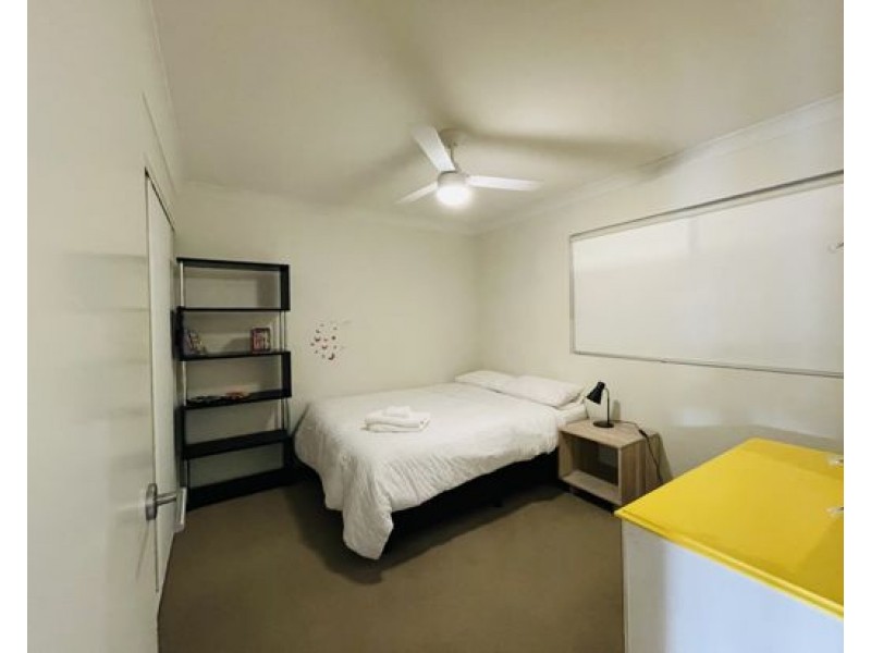 12/6 Lockhart Street, Woolloongabba QLD 4102