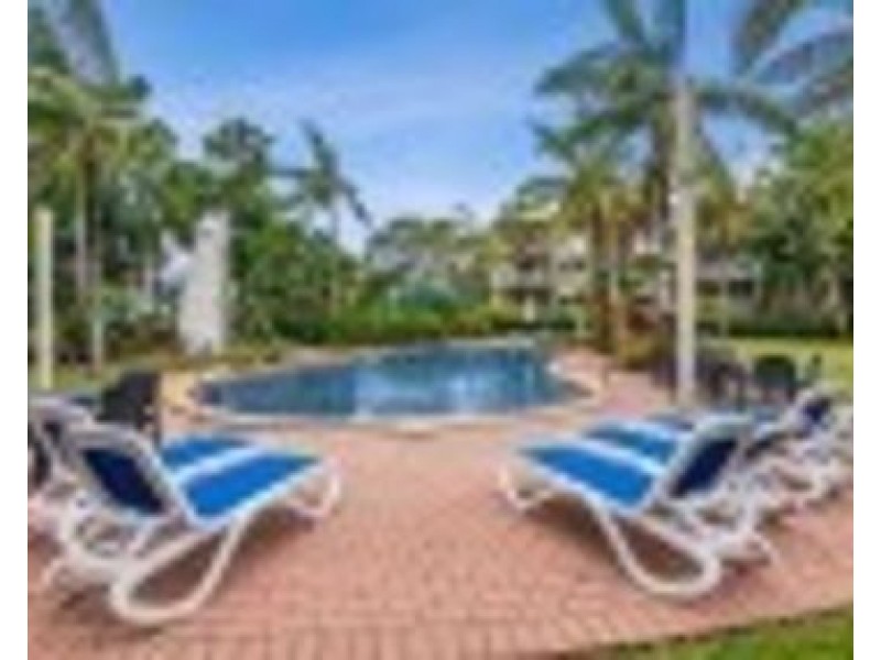 38 /129-135 Oleander Street, Holloways Beach QLD 4878