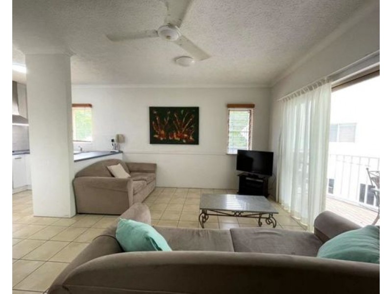 38 /129-135 Oleander Street, Holloways Beach QLD 4878