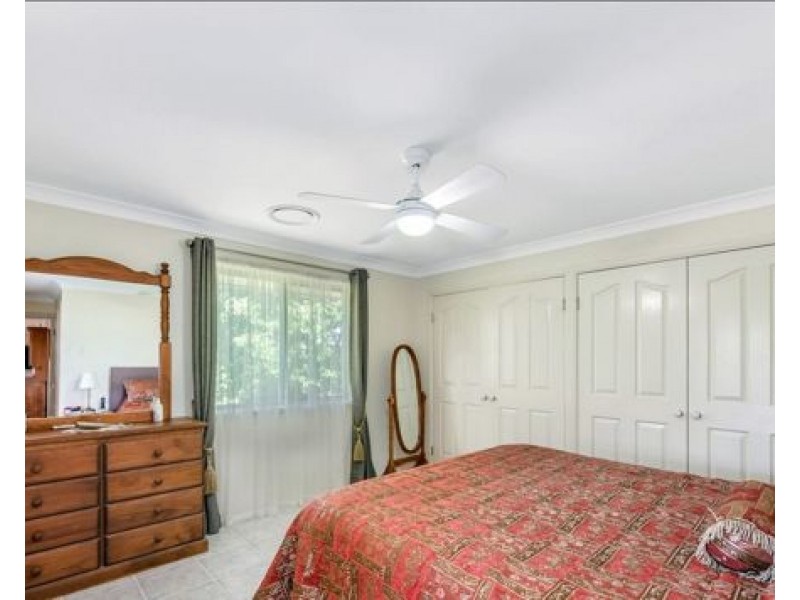24 Southerden drive, North Lakes QLD 4509