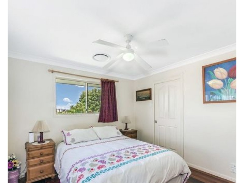24 Southerden drive, North Lakes QLD 4509