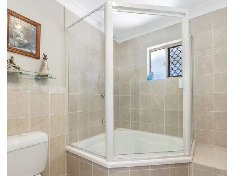24 Southerden drive, North Lakes QLD 4509