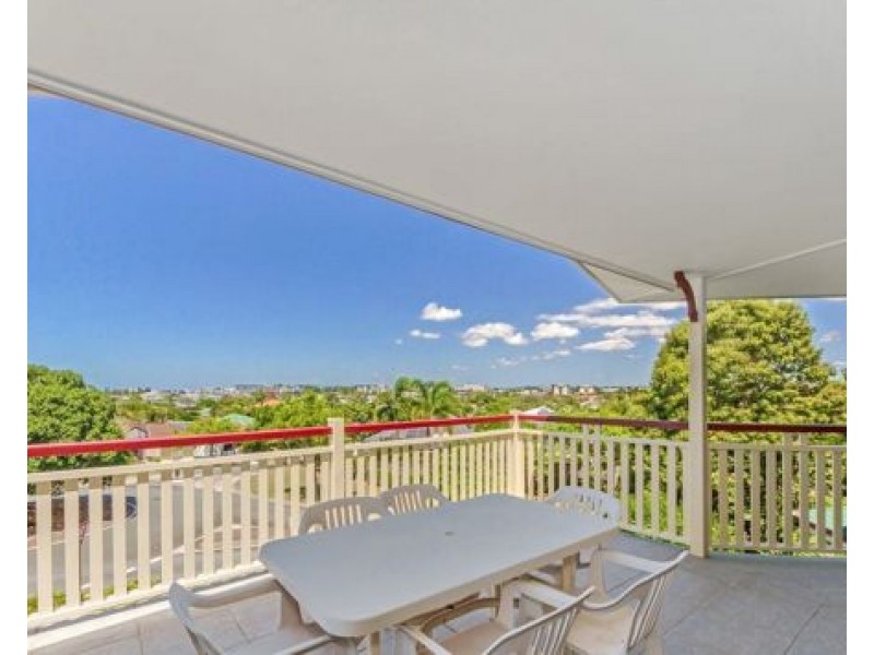 24 Southerden drive, North Lakes QLD 4509