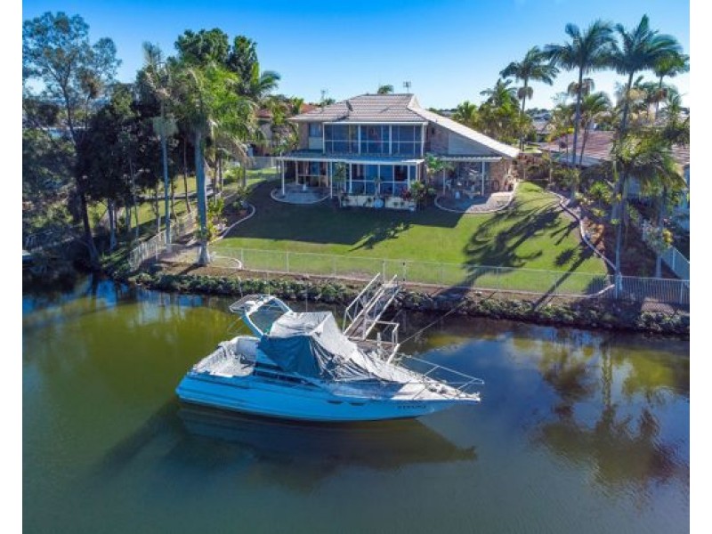 182 Port Jackson Blvd, Clear Island Waters QLD 4226