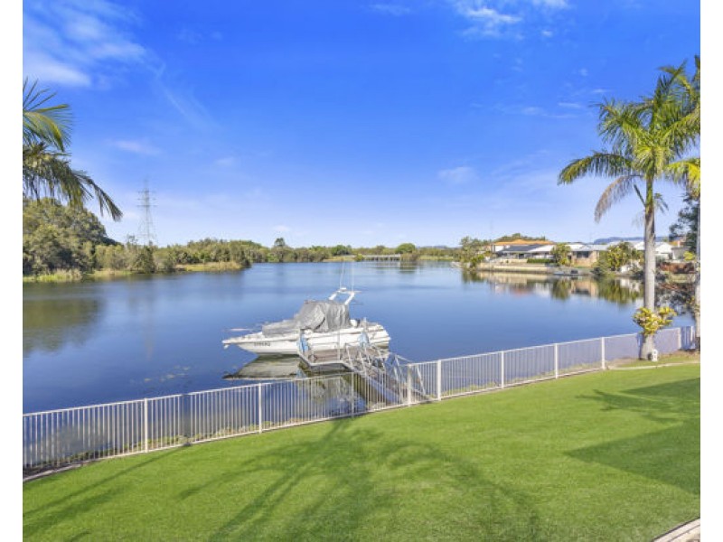 182 Port Jackson Blvd, Clear Island Waters QLD 4226